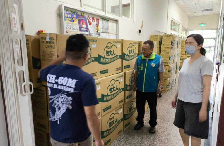 臺東榮服處感謝善心企業慷慨捐物資 送愛助偏鄉
