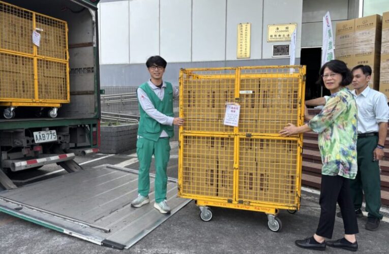 不只送郵件也送溫暖　高雄郵局募集3,353盒月餅傳愛偏鄉