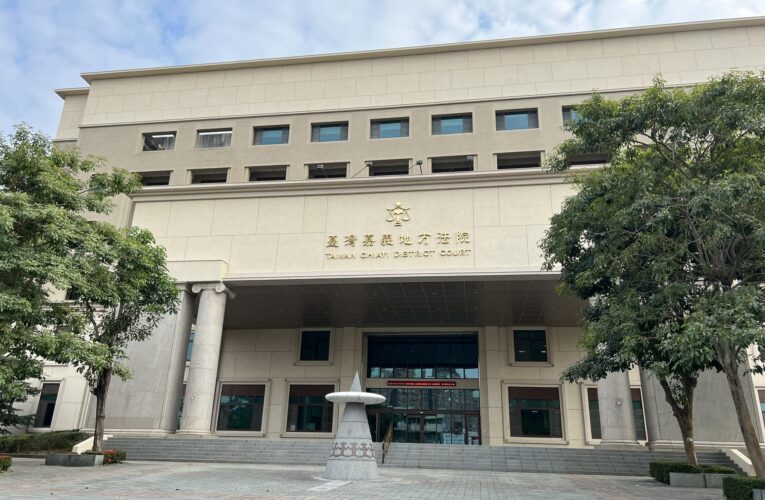 嘉義選村長送水果、禮包涉買票　村長遭羈押禁見、子30萬交保