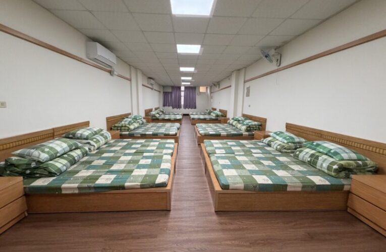 BTS粉絲別只搶票！高雄保安宮開放240人住宿　還能拜月老求「粉絲福利」