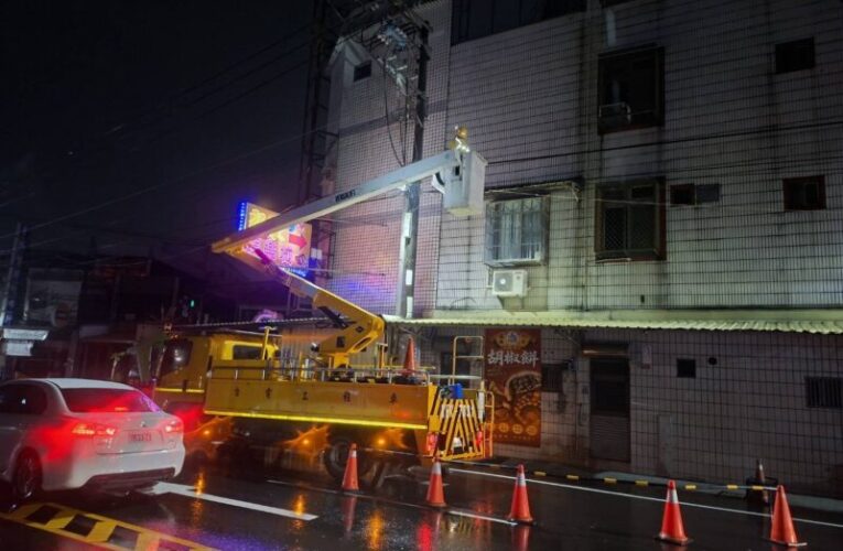 大寮晚間突停電！台電:「雷鹽害」釀設備故障緊急搶修已復電