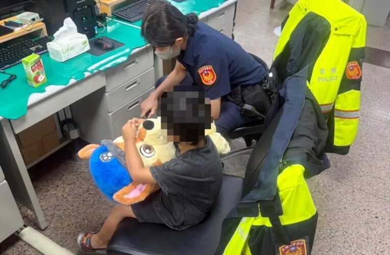 基一分局暖警助迷童返家　 耐心安撫助平安團圓