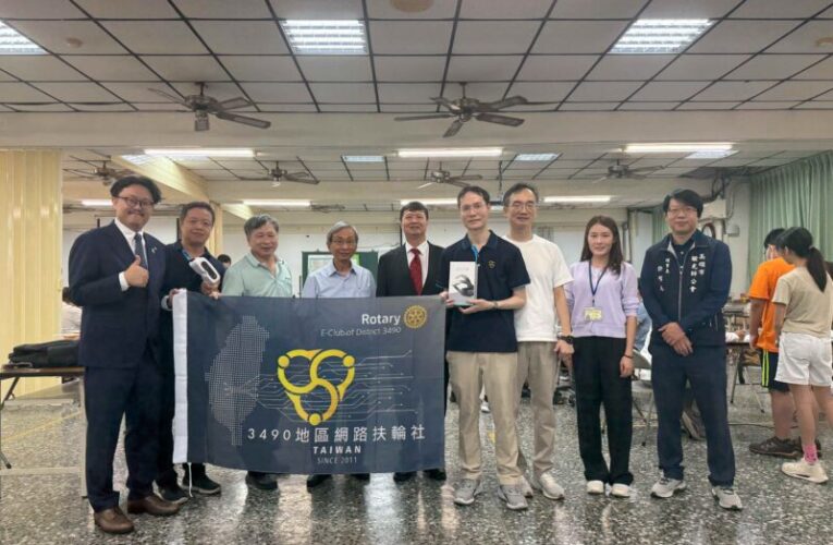 關心學童不只看視力！中臺科大攜手高雄市衛生局 導入旋轉稜鏡提升雙眼協調