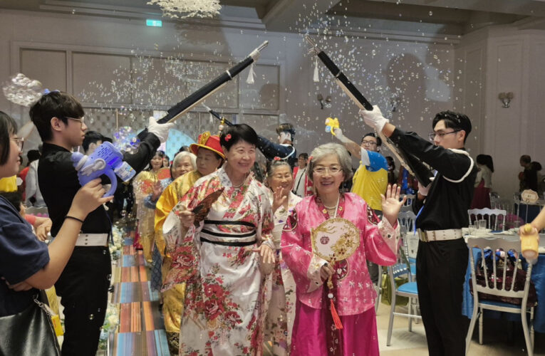 南市×南臺科大×富邦人壽「府城萬歲節」助阿公嬤圓婚紗夢