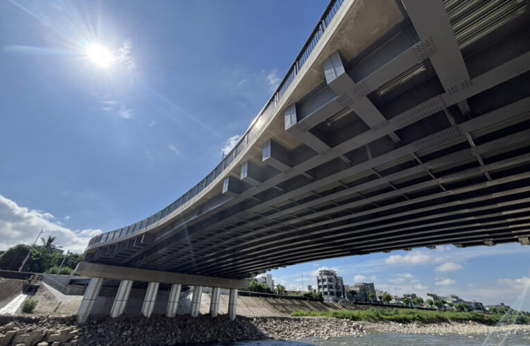實現地方10年期盼！ 台中「坪林新橋」完工通車 盧秀燕：串聯北屯太平 打造百年好橋
