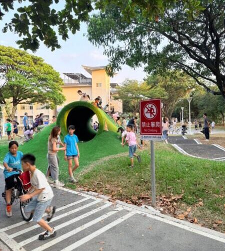 黃韻涵關心岡山公園設備改善