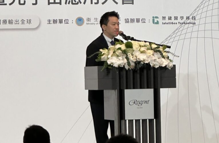 「國產AI 3D醫療影像大會」展示科技軟實力   石崇良用政策支持台灣智慧醫療大步向前